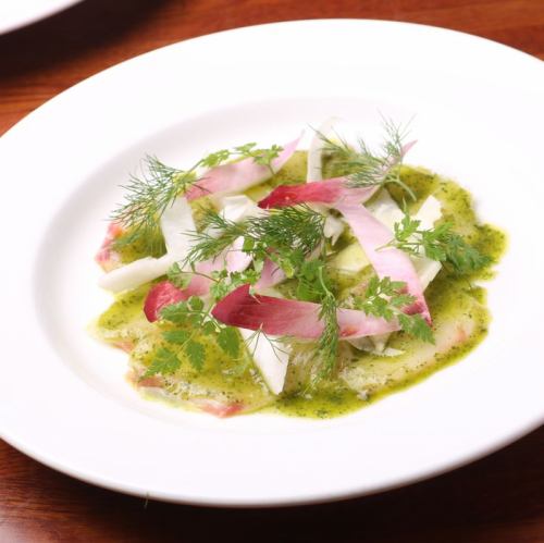 鮮魚のカルパッチョヴィネグレットソース カラスミ風味