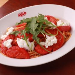 フレッシュトマトとリコッタチーズのトマトソースのスパゲティ