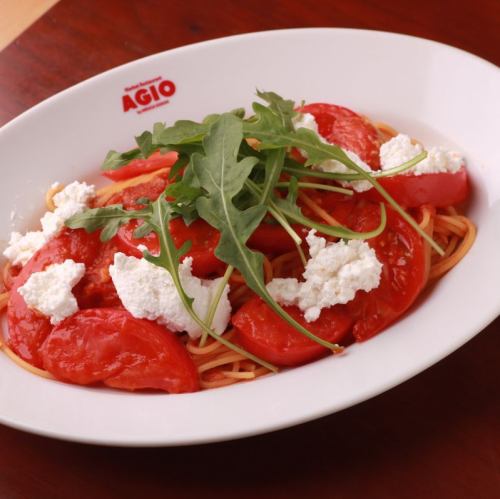 フレッシュトマトとリコッタチーズのトマトソースのスパゲティ
