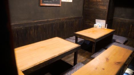 A sunken kotatsu where you can relax comfortably.We accept reservations for private use for 16 people or more.