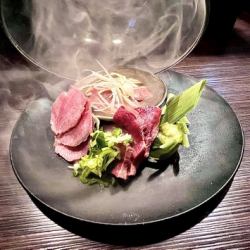 [Hokkaido-produced] Assortment of 3 types of raw meat sashimi