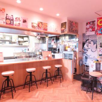 少人数からの貸切にも対応しており、なんとお店を丸ごとプライベート空間としてご利用いただけます!歓送迎会や会社を挙げた宴会、特別な誕生日パーティーなど、周りのお客様を気にせず思いっきり盛り上がりたい時に最適◎貸切の詳細やご予算、お席のご相談は、まずはお気軽にお電話にてお問い合わせ下さい