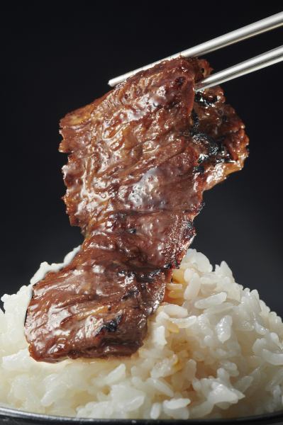 じゅわっと濃厚！旨さ爆発！”たれ焼肉”