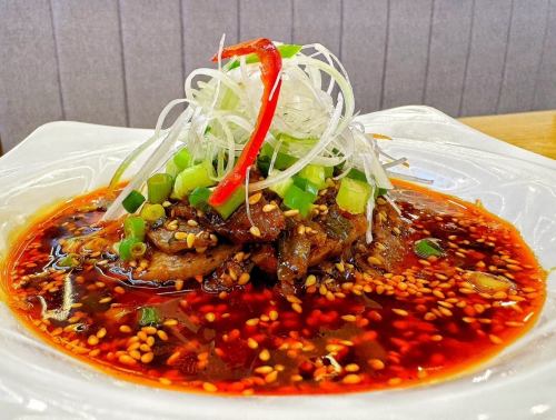 Beef tongue with spicy sauce