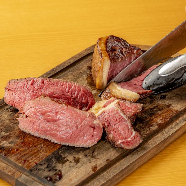 【食べ放題内◇】グラスフェッドビーフ（牧草牛）赤身肉　イチボ・ランプ肉　