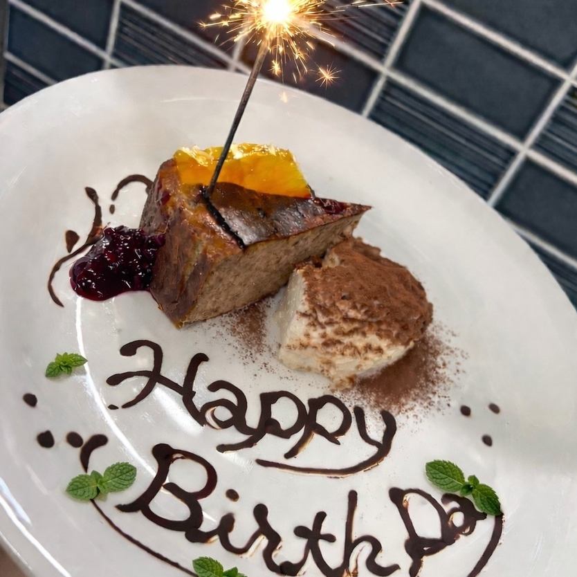 記念日や誕生日に花火付きプレートをご用意！特別な日を華やかに