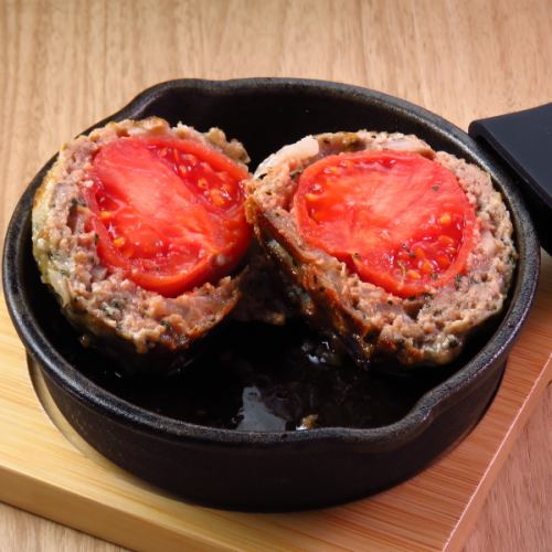 对材料和手工品质的极致追求。