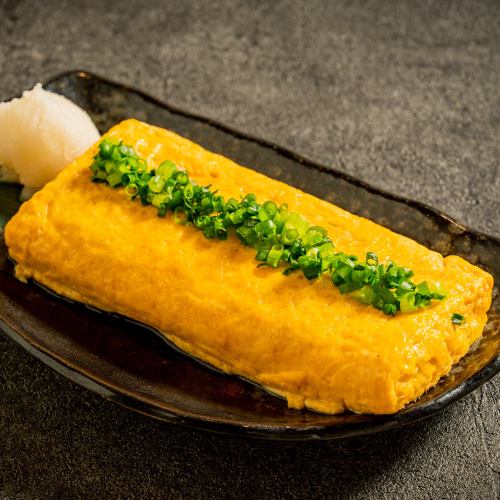 汤卷曲的鸡蛋