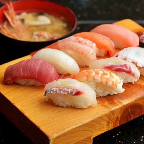 【人気No.1!】寿司や炉端焼き、名物土鍋など!魚炉裏満足コース<120分飲み放題付>5,000円