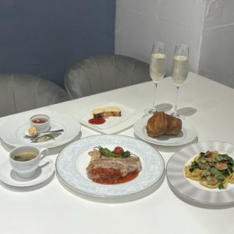 前菜3種や大人気のポークソテー含む乾杯スパークリングワイン付全6品