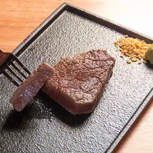 국산 지느러미의 용암 구이