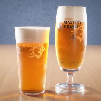 素材と調和する彩りドリンク