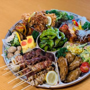 "Hor d'oeuvre" with an assortment of popular dishes such as yakitori