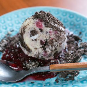 Cookie Berry Ice Cream