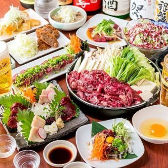 【无限量无限畅饮】“超级美味！！樱花火锅套餐”10道菜的马肉寿喜烧和马生鱼片4,000日元