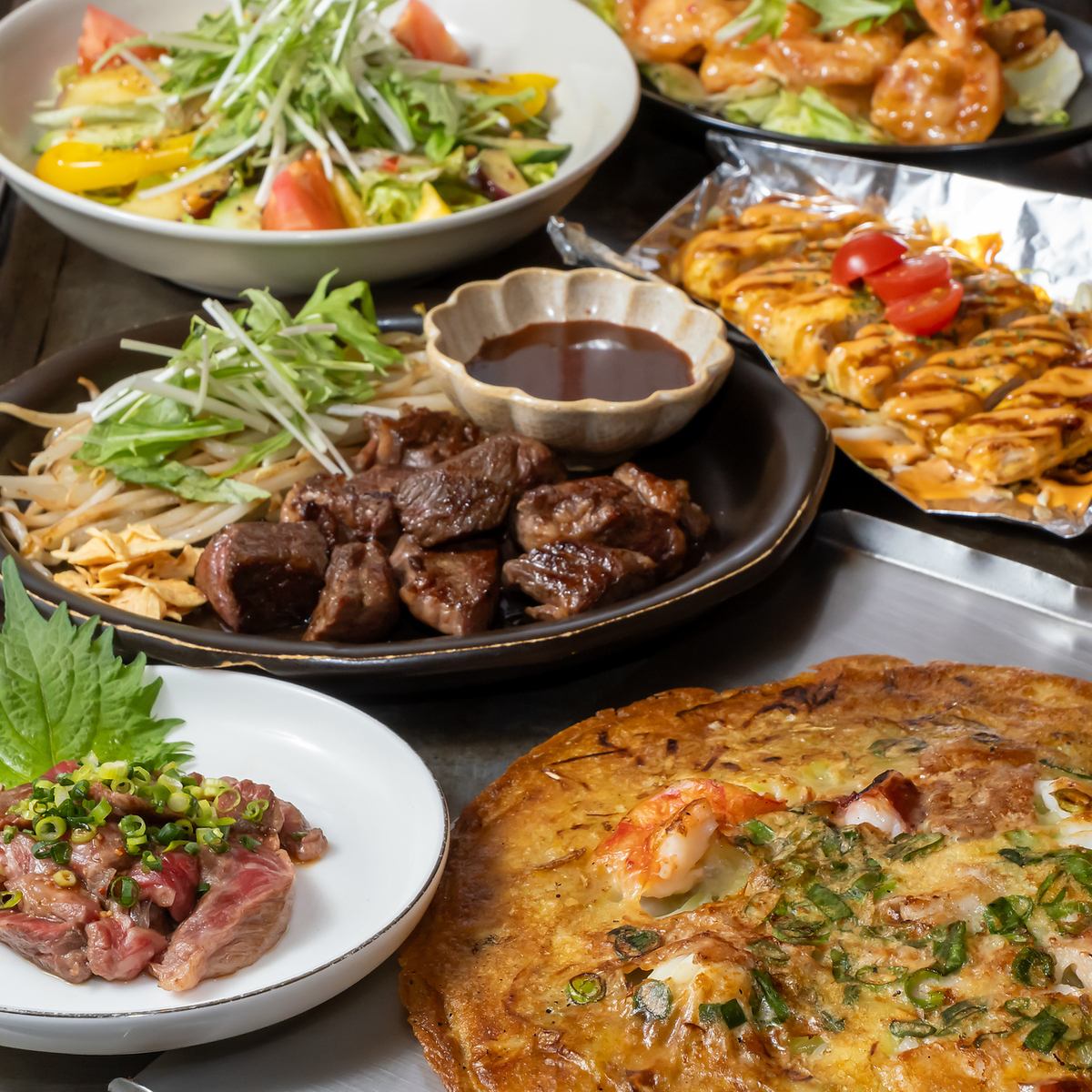 朝まで営業、喫煙OKの鉄板酒場で深夜飲み♪