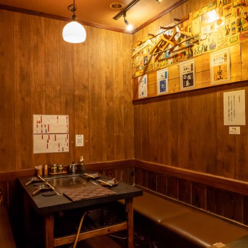 半個室のテーブル席です(6名~10名様用) ※個室の詳細はお店にお問い合わせください