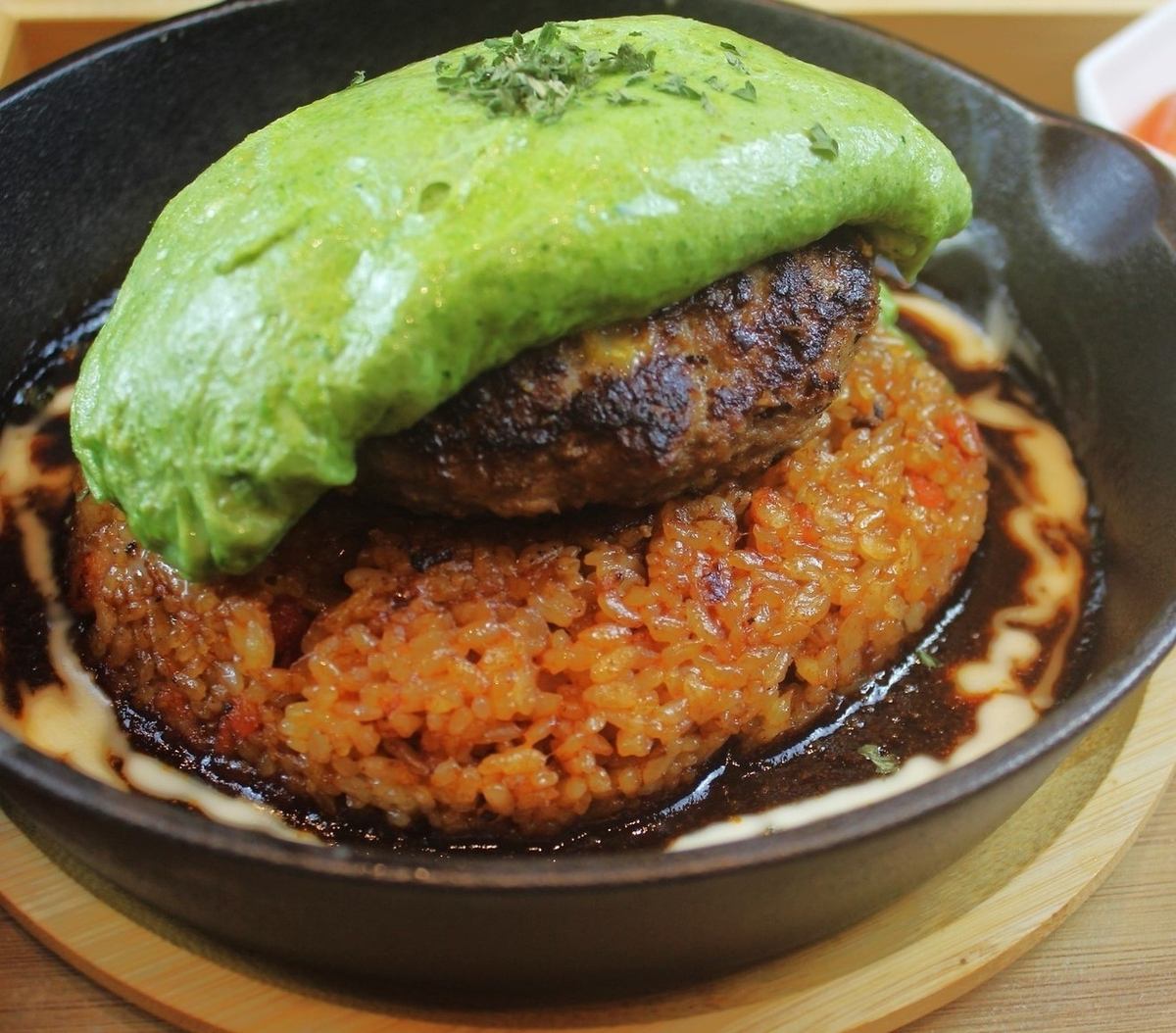 《午餐可以享用無農藥京都當地蔬菜和肉類菜餚的餐廳》