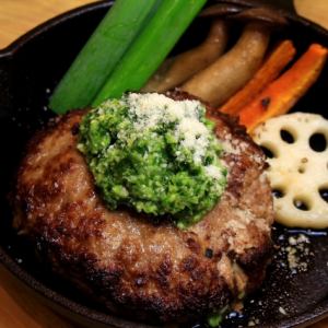 Kyoto Prefecture special Kujo green onion base hamburger