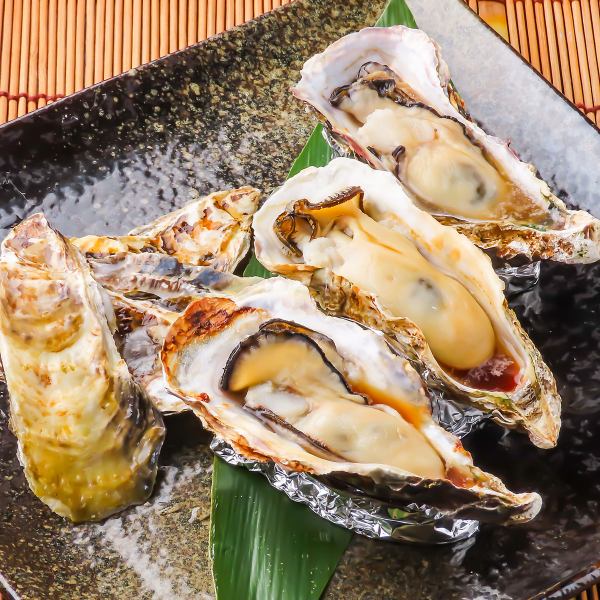 活かき。蒸し・焼きで味わえる♪各1ヶ780円(税込)～