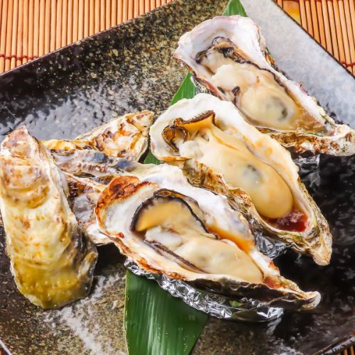 活かき。蒸し・焼きで味わえる♪各1ヶ780円(税込)～