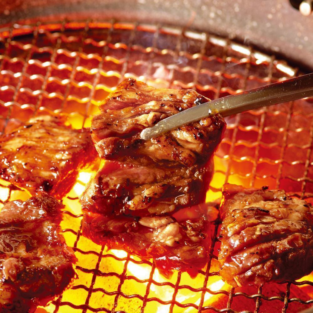 For all-you-can-eat yakiniku, Gyukaku is the place to go! Great value all-you-can-eat options start from just 3718 yen (tax included)♪