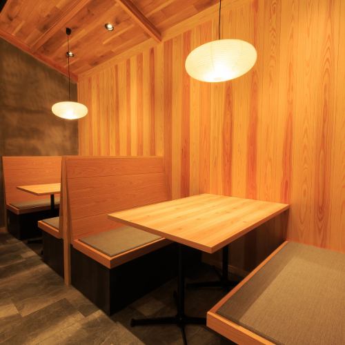 落ち着いた雰囲気の店内