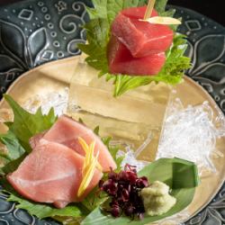 生本まぐろ　相盛り造り