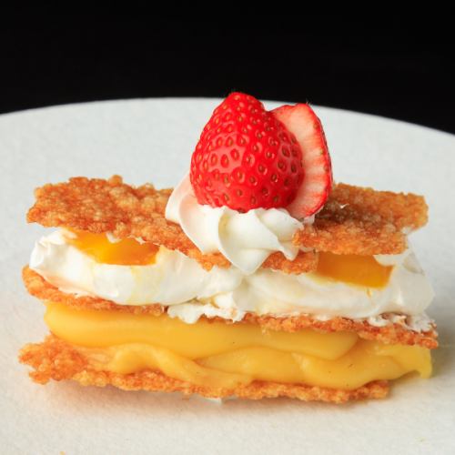 フルーツとクリームのシャリフィーユ/生わらび餅