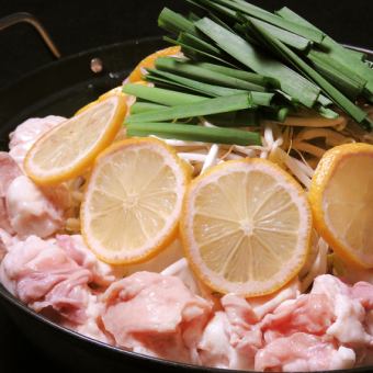 [Selectable Motsunabe Course] 2 types of freshly slaughtered chicken sashimi/fried radish, etc., 7 dishes in total + 2 hours [all-you-can-drink] ⇒ 4,000 yen