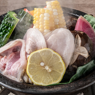 蒸神户猪肉和时令蔬菜