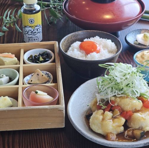 一汁九菜 月替り御膳 ：8月「淡路鶏のチキン南蛮」