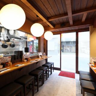 お得な飲み放題付コースは2H飲放付きでご用意しております。お気軽にお問い合わせください。全席喫煙可能