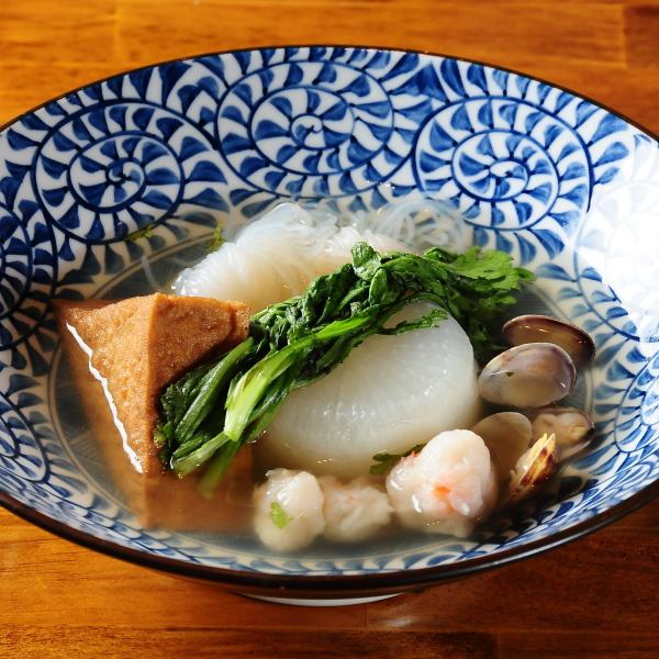 貝だしおでん(五種盛合せ・大根 (1ヶ)・厚揚げ (1ヶ)・白滝 (2ヶ)・きらげ天 (1ヶ)・海老団子 (2ヶ))