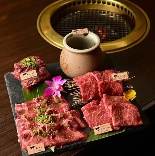 大満足のワイワイ肉宴会