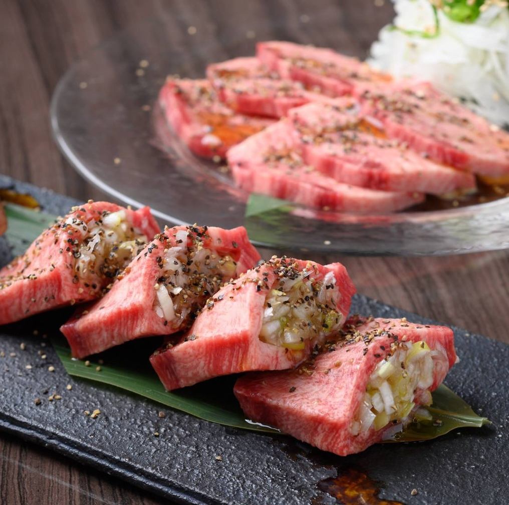 ◆予約必須の焼肉店≪極旨！インスタ映え☆厚切りネギ包みタン≫