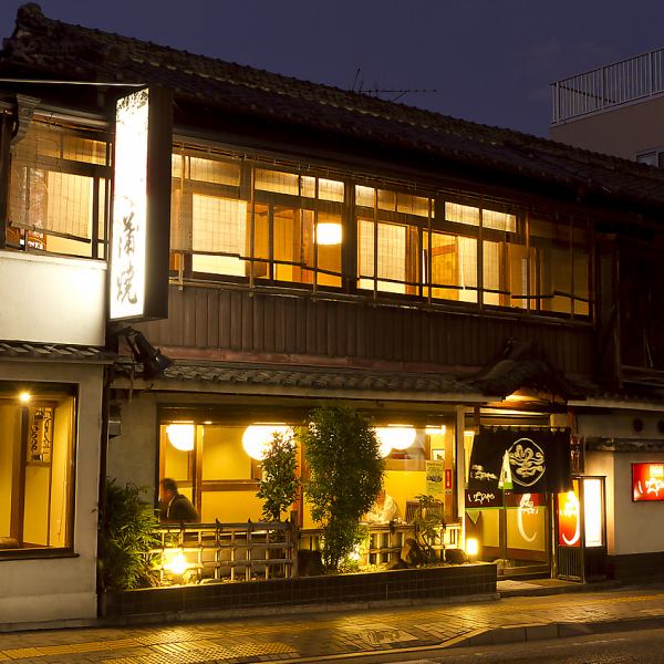 [A long-established eel restaurant with a tatami room] Ichinoya is still proud of its kabayaki grilled in a secret sauce that has been passed down from generation to generation! You can enjoy the fluffy texture of Ichinoya's unique recipe of steaming and then grilling with a secret sauce.