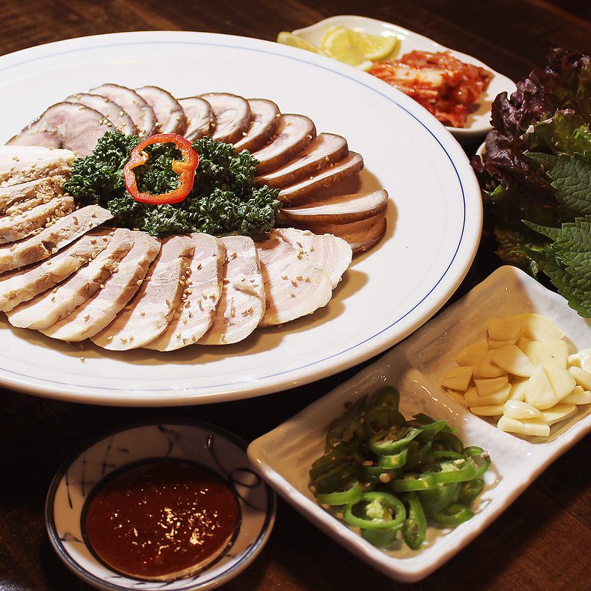 豪華な韓国料理を♪飲み放題3時間もお気軽にご相談ください！