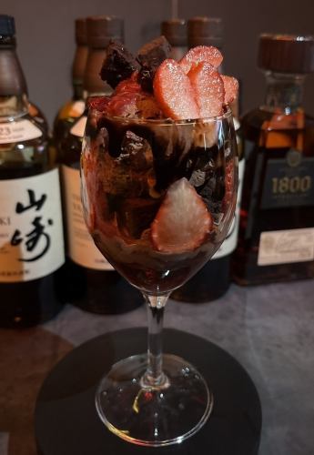 【夜パフェ】コーヒーゼリー/洋なし/ベリー&ショコラパフェなど、季節限定のパフェなど揃えております!!