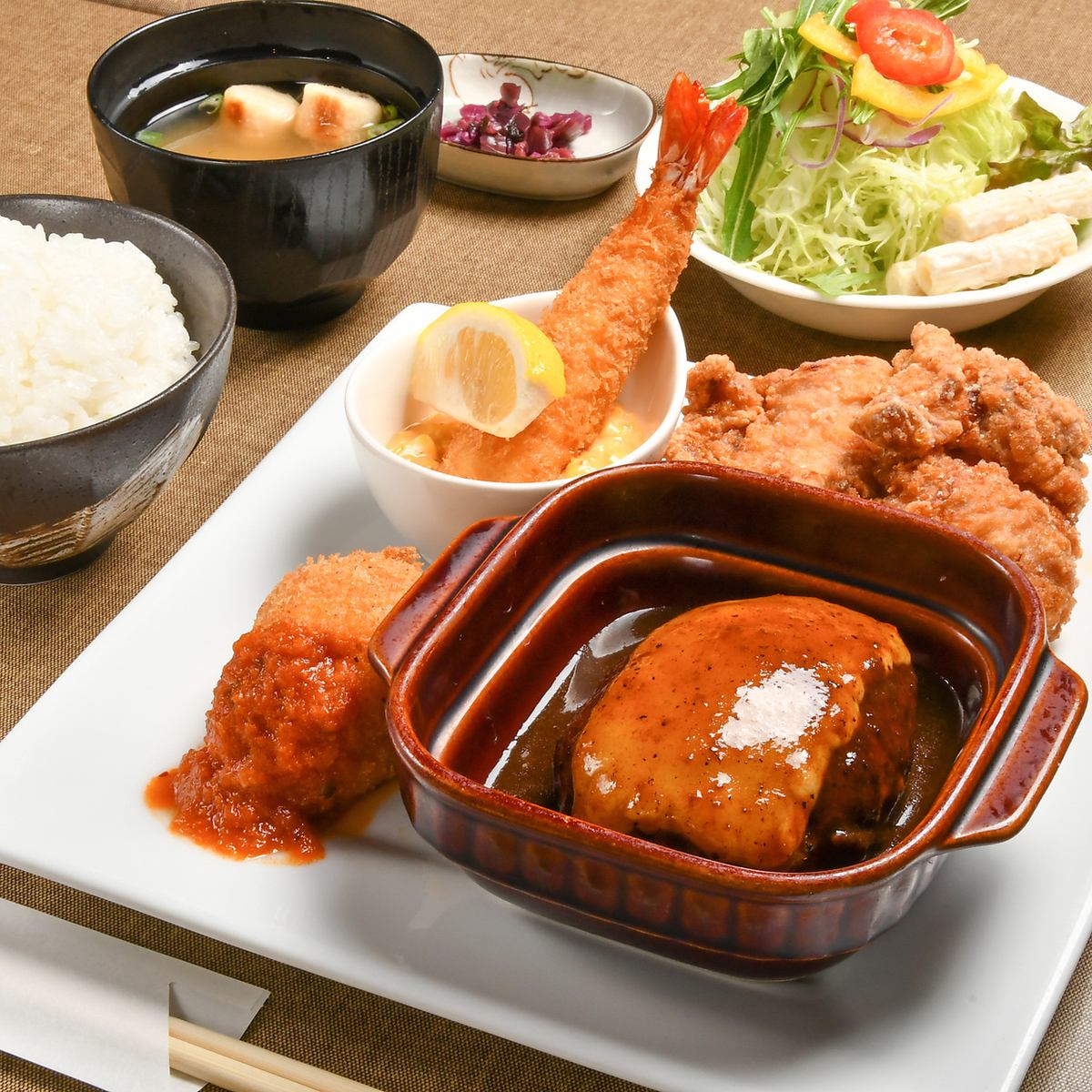 結合了京都蔬菜和西餐的商店♪在金閣寺附近享受美味，豐盛的西餐。
