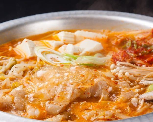 [All-you-can-drink for 90 minutes with 70 different drinks] ☆Easy☆ Tetchan hotpot course♪ 5,000 yen (tax included)