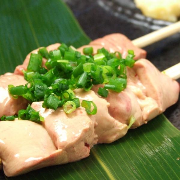 幻の逸品！白レバー焼き190円