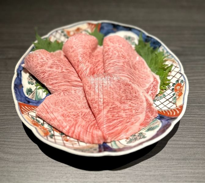 Newly opened in Shin-Imamiya! A yakiniku restaurant where you can order cuts of meat! Your favorite amount and the shape you want ♪