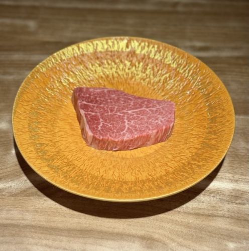 Specially selected fillet chateaubriand (100g)