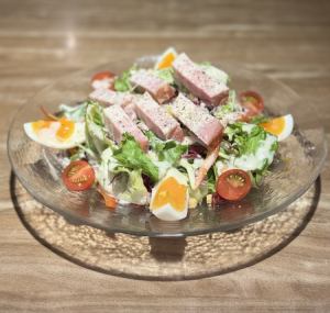 Thick-sliced bacon Caesar salad