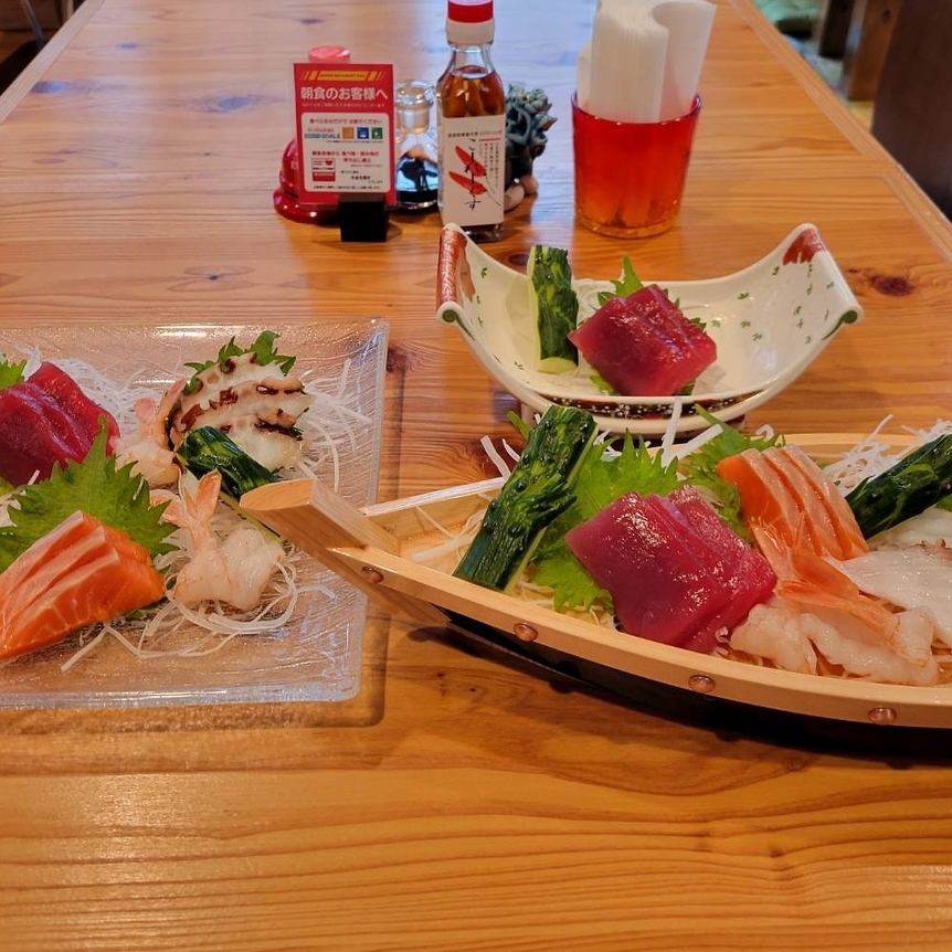 新鮮なお刺身を肴に、種類豊富な泡盛が楽しめる大人の隠れ家！