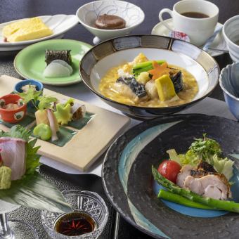 【女性限定】女将プラン　アルコール含む2時間飲み放題付 全8品 4400円(税込）