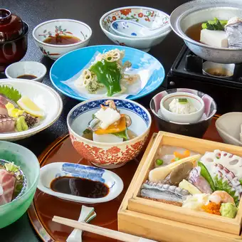 【9月2日-11月1日】◆山茶花风味寿司套餐◆ 6,800日元(含税)