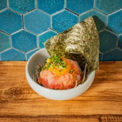 Fatty tuna tartare