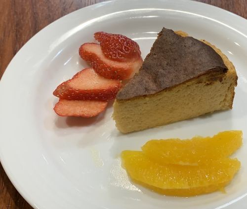 ベイクドチーズケーキ